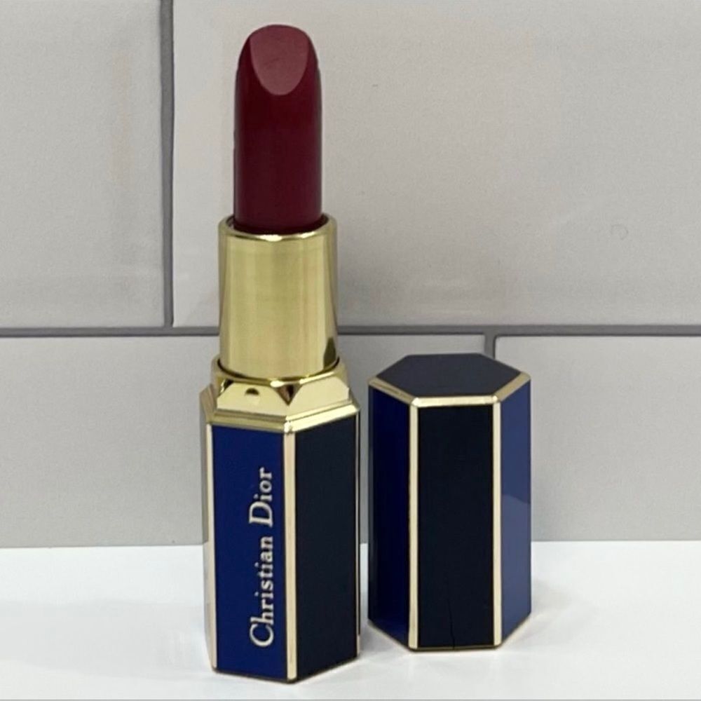 Dior 934 Touch Of Violet Lipstick